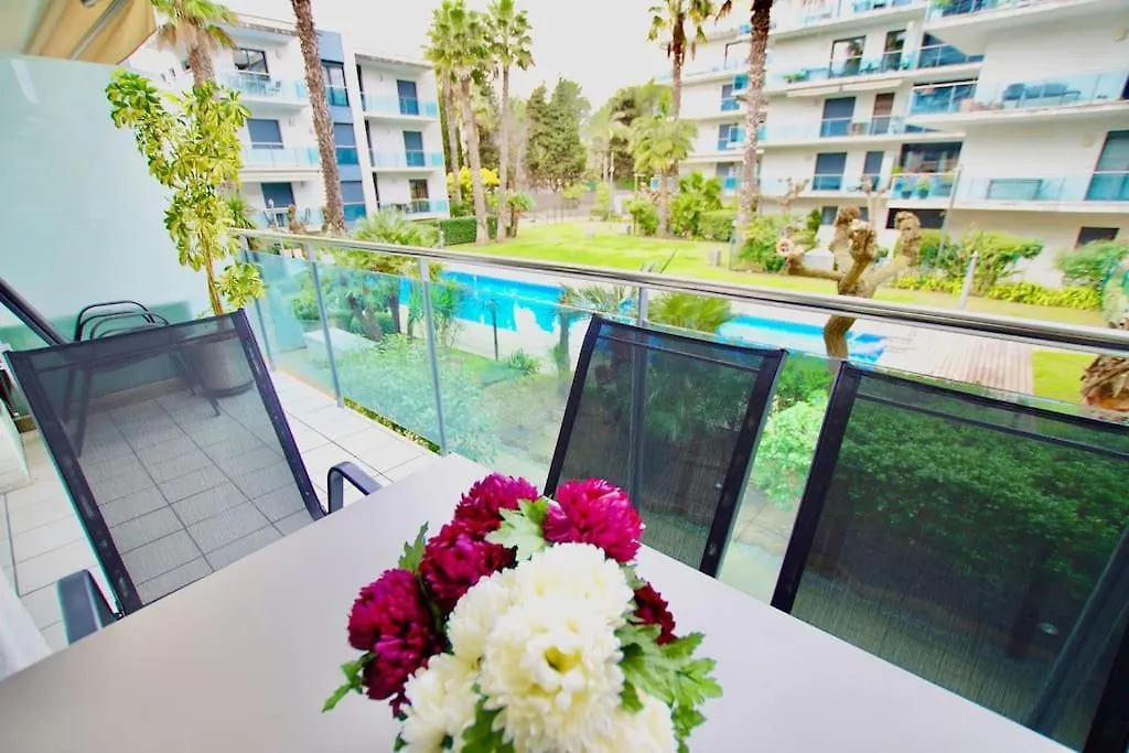 V&V Lloret-Apartamento Fenals Exclusivo Apartamento Para 6Pax Totalmente Renovado Con Piscina, Gimnasio, Parking Y Area Infantil 滨海略雷特 公寓