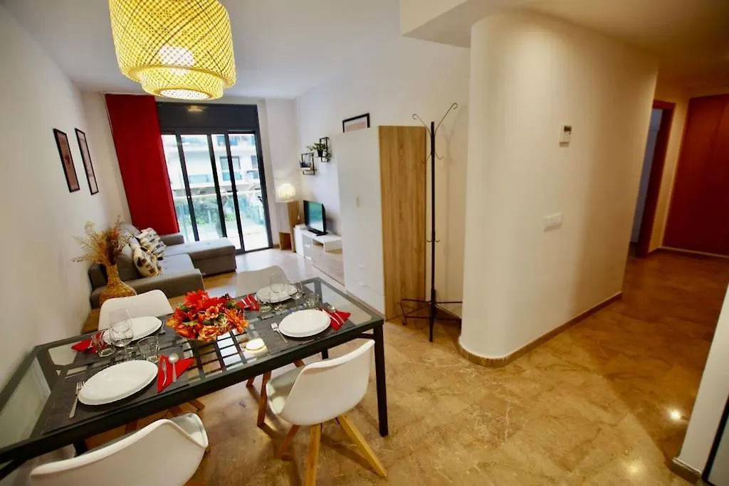 V&V Lloret-Apartamento Fenals Exclusivo Apartamento Para 6Pax Totalmente Renovado Con Piscina, Gimnasio, Parking Y Area Infantil 滨海略雷特 公寓