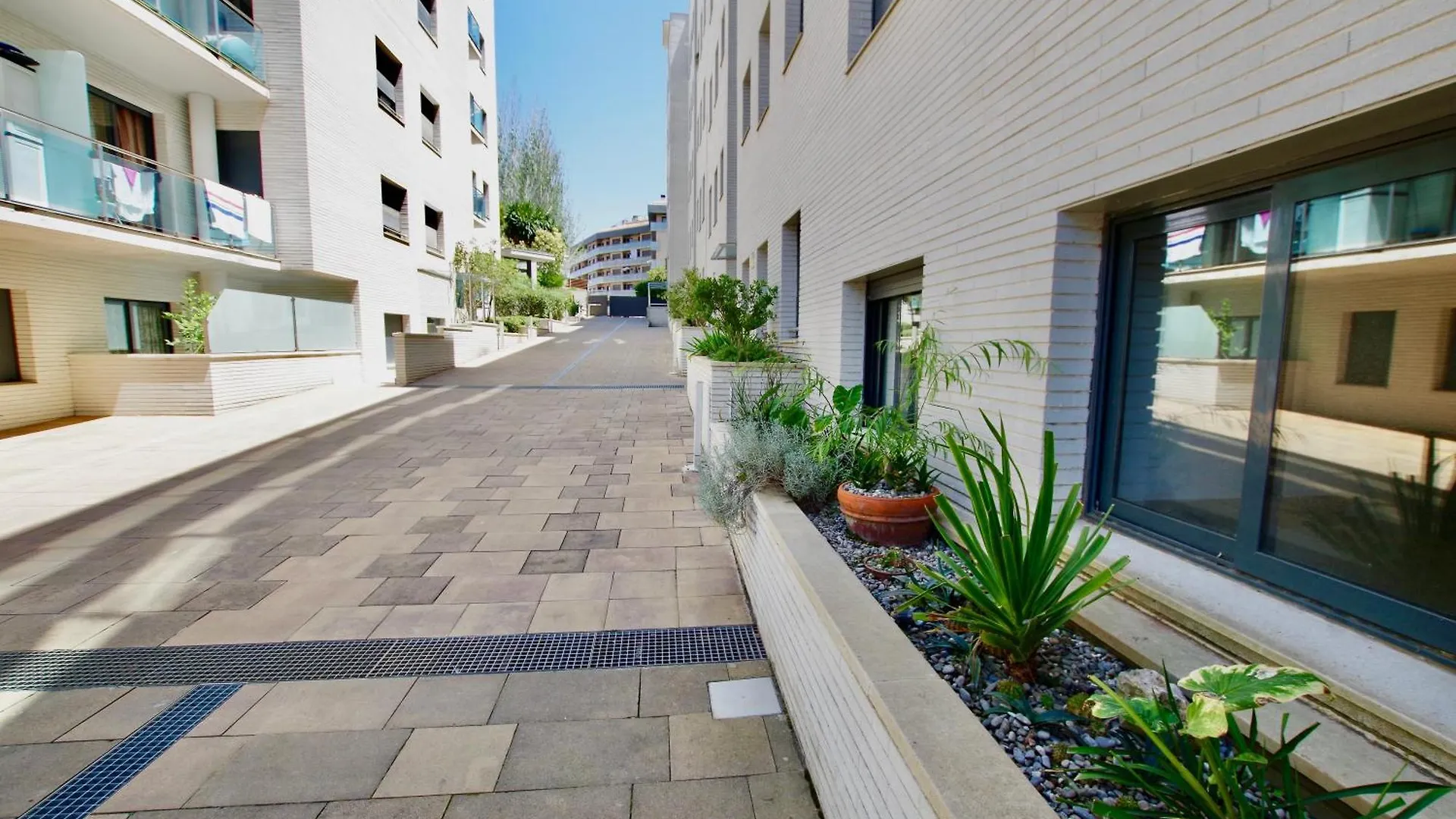 V&V Lloret-Apartamento Fenals Exclusivo Apartamento Para 6Pax Totalmente Renovado Con Piscina, Gimnasio, Parking Y Area Infantil 滨海略雷特 公寓