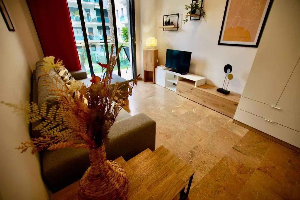 V&V Lloret-Apartamento Fenals Exclusivo Apartamento Para 6Pax Totalmente Renovado Con Piscina, Gimnasio, Parking Y Area Infantil Lloret de Mar
